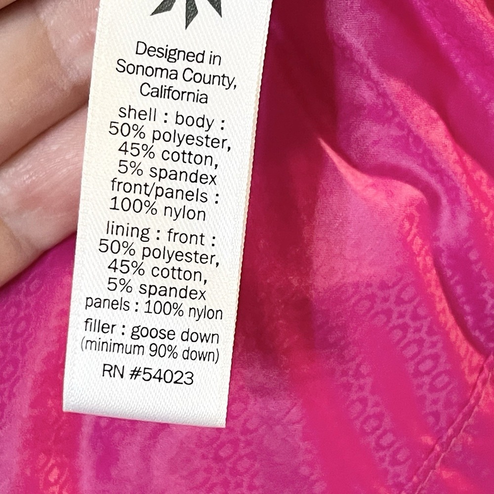 Athleta Women's Puffer Vest Downalicious Deluxe Hot Pink Down Filled XXS 2XS - Picture 7 of 8